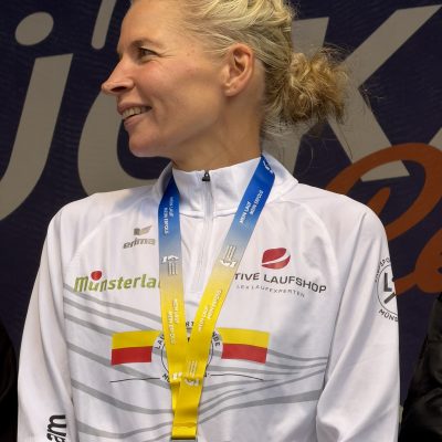 Jana Kappenberg vom LSF ProTeam wurde in Bestzeit zweitschnellste Deutsche und fünfte in der Gesamtwertung der Frauen beim Münster-Marathon 2025, Foto: M. Holtkötter