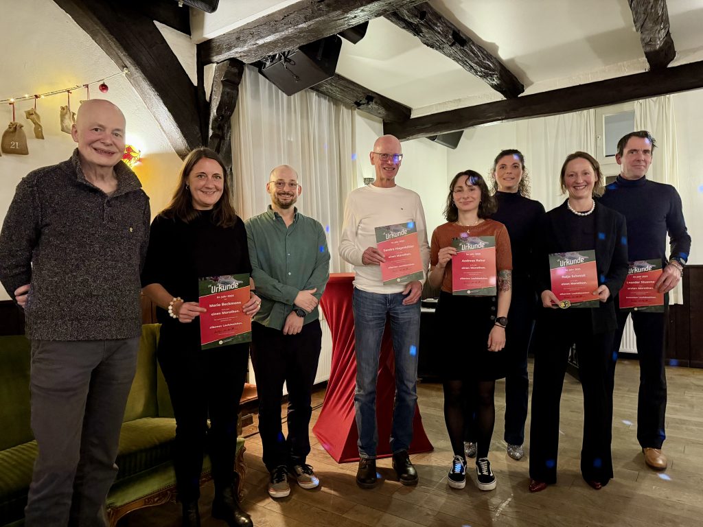 IMG_9961 LSF Münster, Ehrung für den ersten und fünften Marathon in fünf Jahren 2025 (Foto: M. Holtkötter)
