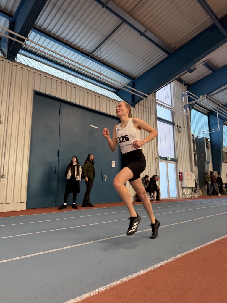 IMG_1028 Laura Brockhoff, LSF Münster, 800 m, Hallenkreismeisterschaften, Münster, 2026, Foto: M. Holtkötter