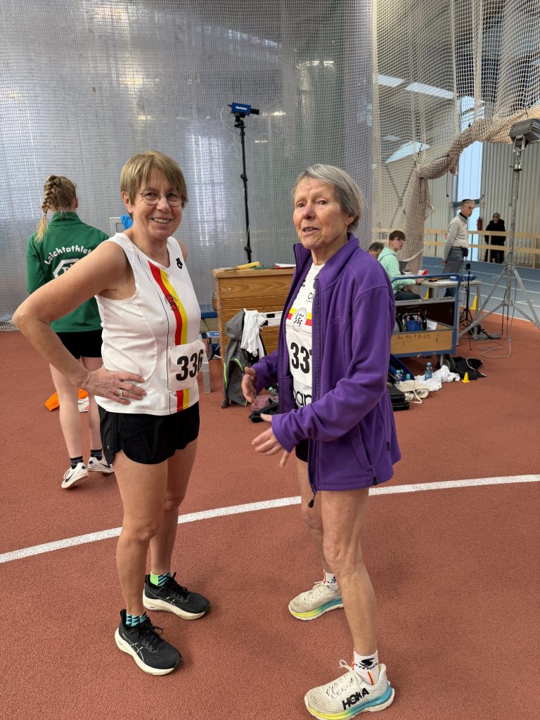 IMG_1043 Anna Ringbeck und Marion Rother, LSF Münster, 800 m, Hallenkreismeisterschaften, Münster, 2026, Foto: M. Holtkötter