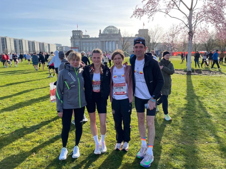 Anna Ringbeck, Constanze Phielipp, Kristin Möse und Leander Stumme, LSF Münster, beim Berliner Halbmarathon 2026