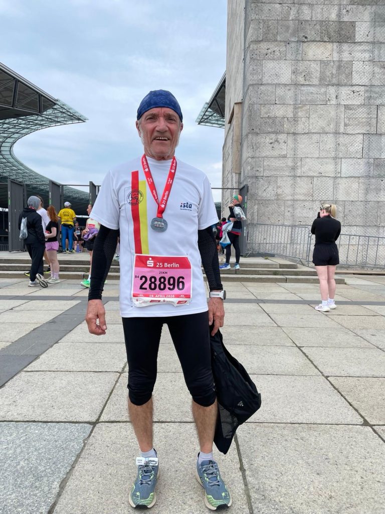 Andreas Krämer, LSF Münster, 3. Platz M75 beim 25-km-Lauf in Berlin