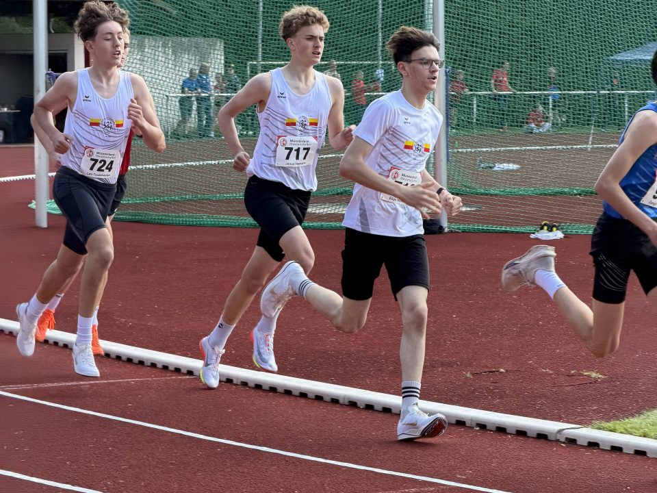 Leo Teutemacher, Janus Hamann und Elias Hülsbusch (v.l., LSF Münster, Münsterlandmeisterschaften 2026, Foto: M. Holtkötter