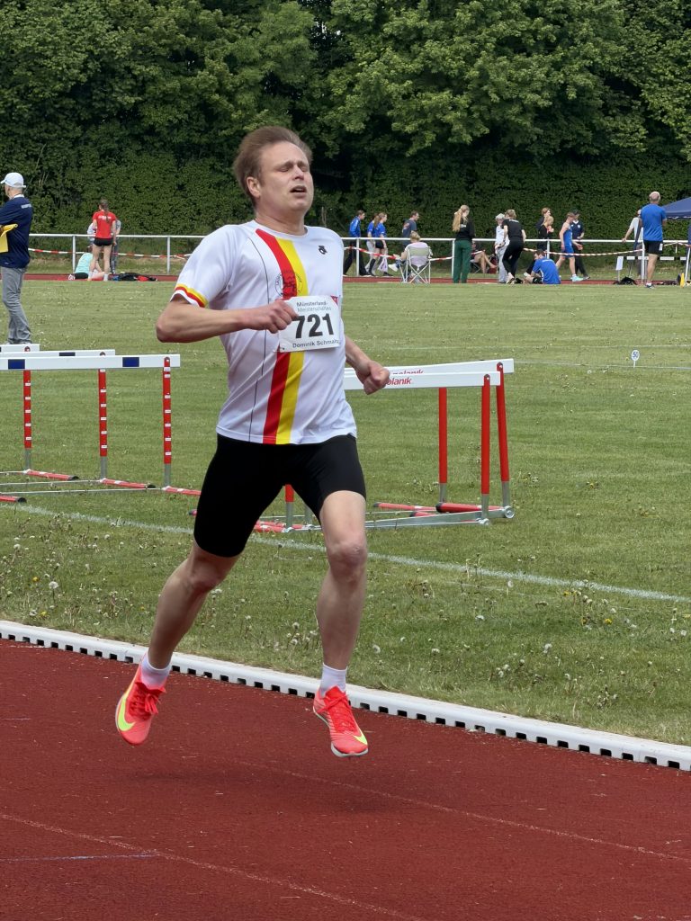 IMG_4058 Domenik Schmaltz, LSF Münster, 200 m bei den Münsterlandmeisterschaften 2026, Foto: M. Holtkötter