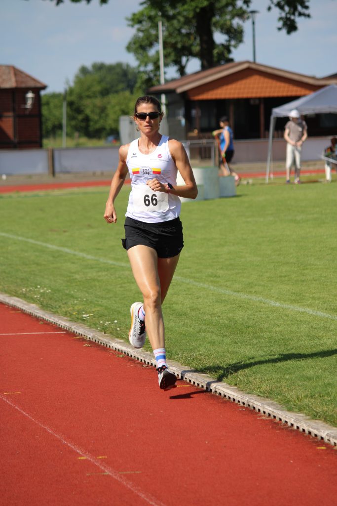 Katharina-3 Katharina Hauertmann, LSF Münster, 1.500 m, Kathleen Hollenberg, LSF Münster, 400-m-Hürden, Kreiseinzelmeisterschaften in Horstmar am 30. Mai 2026