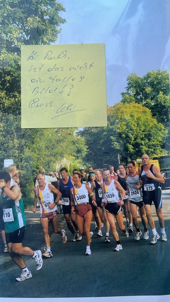Uli-Budde-Riesen Dieser Lauf war eine schöne Lauferinnerung für Uli, wie man an seiner Notiz auf dem kleinen Klebezettel erkennen kann.