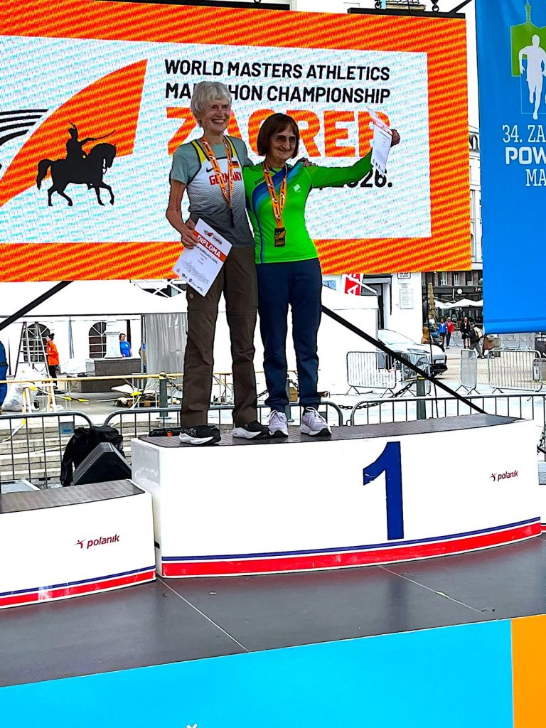 Julia-Suwelack-Zagreb Julia Suwelack gewinnt die Silbermedaille bei den Masters Weltmeisterschaften im Marathon in Zagreb in der AK W75. Foto: Rainer Wachsmann
